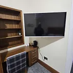 Spacious Large Double Room With Private Bathroom