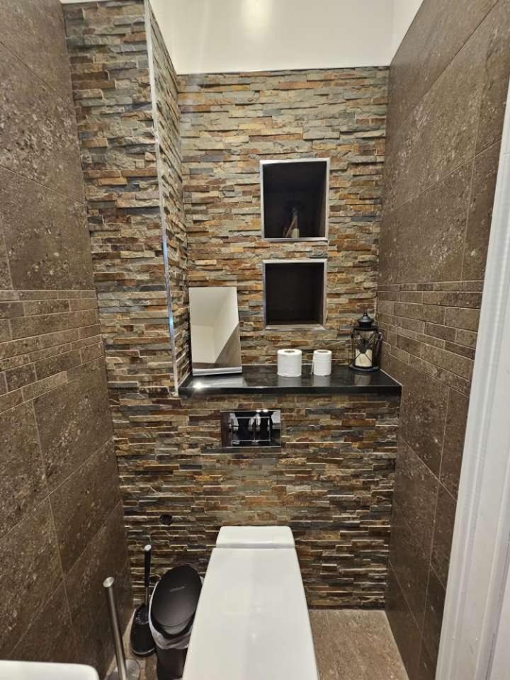 Spacious Large Double With Private Bathroom Séjour chez l'habitant